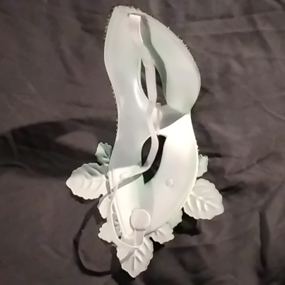 Poison Ivy mask - Picture 3 of 3